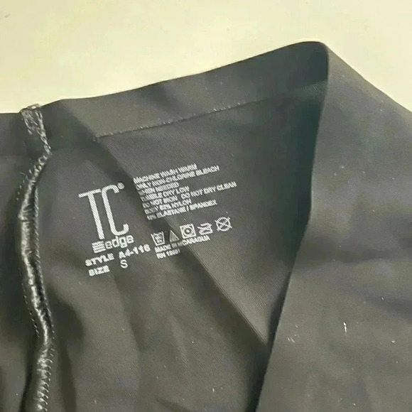 NWOT TC® Edge Microfiber Brief - Small - Picture 3 of 4